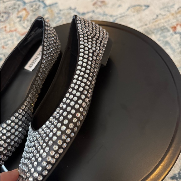 New Steve Madden Delphine Flat with Rhinestone-covered fabric upper - Picture 6 of 12